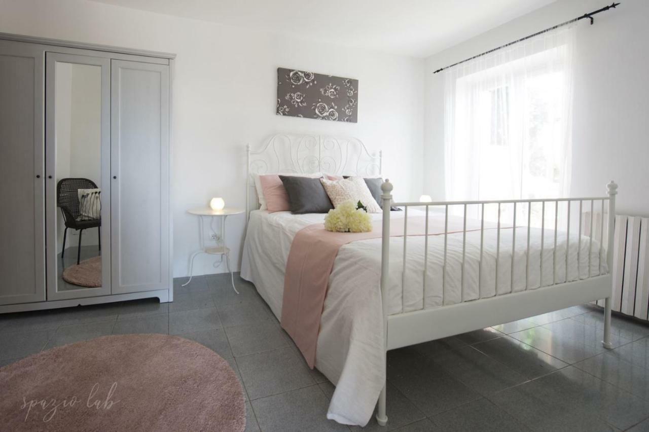 Villa D Apartments Marino Eksteriør bilde